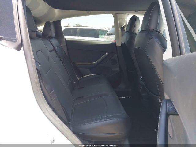 5YJYGDEEXMF298770 Tesla 2021