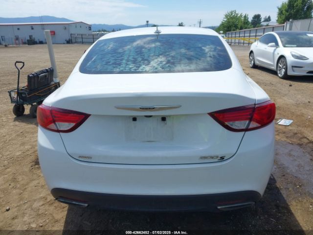1C3CCCDG8GN119784 Chrysler 2016