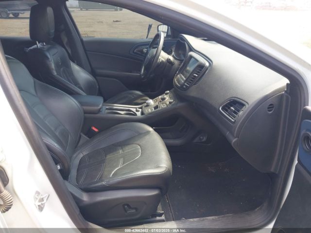 1C3CCCDG8GN119784 Chrysler 2016