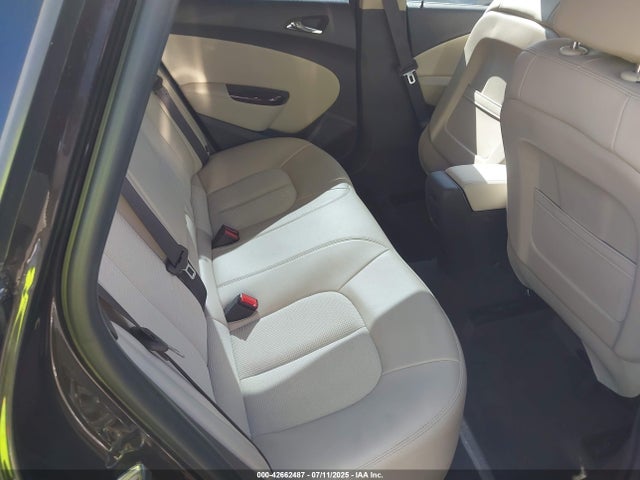 1G4PP5SK3E4241178 Buick lea