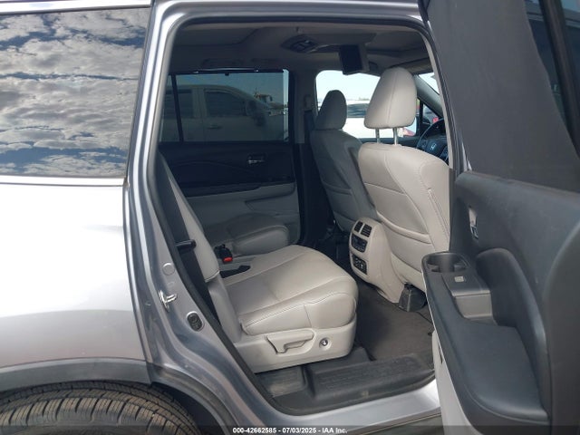 Honda j35y6 2017 5FNYF6H03HB091299 Image 8