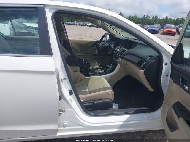 Honda k24w1 2014 1HGCR2F31EA268669 Image 5