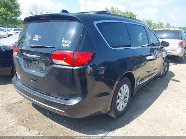 2017 CHRYSLER PACIFICA 2C4RC1BG0HR747260 Photo 3