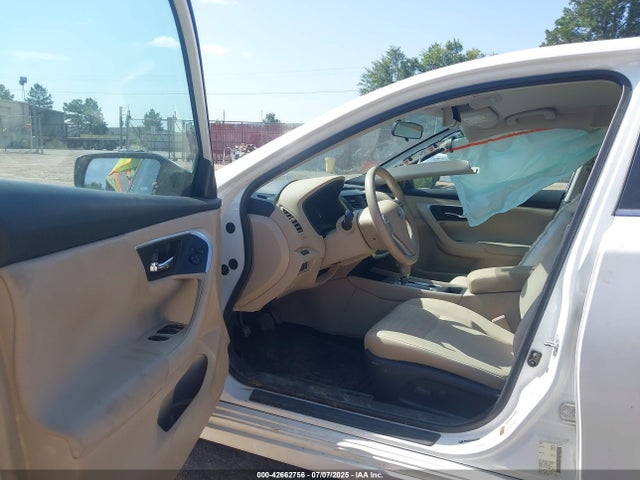 1N4AL3AP5GN318997 Nissan 2016