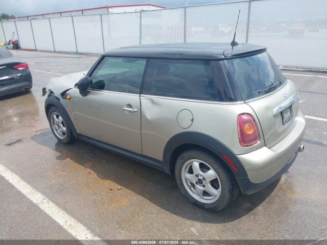 2009 MINI COOPER WMWMF33589TU73484 Photo 2