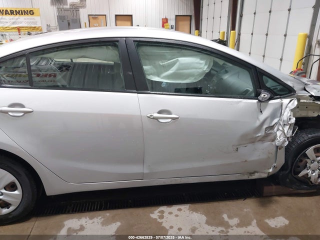 KIA dohc mpi nu 2015 KNAFK4A61F5348073 Image 14