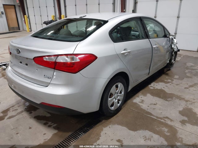 KIA dohc mpi nu 2015 KNAFK4A61F5348073 Image 4