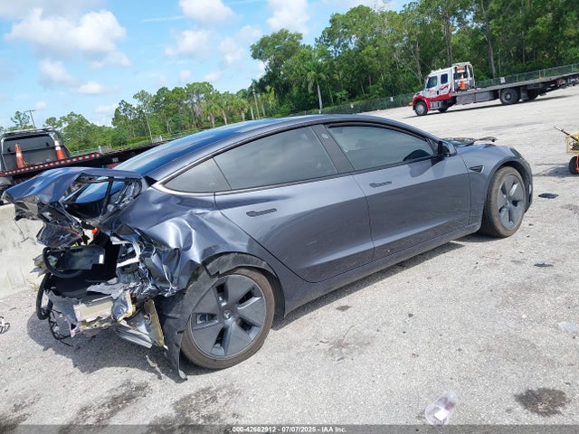 2022 TESLA MODEL 3 5YJ3E1EB2NF124391 Photo 3