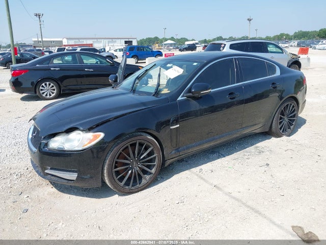 2011 JAGUAR XF SAJWA0FB0BLS02470 Photo 1