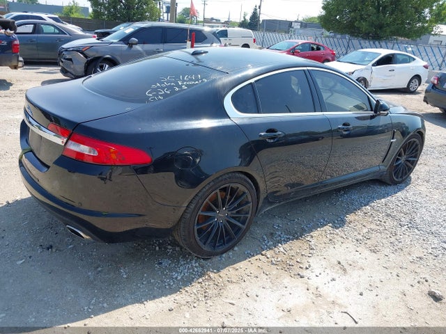 2011 JAGUAR XF SAJWA0FB0BLS02470 Photo 3