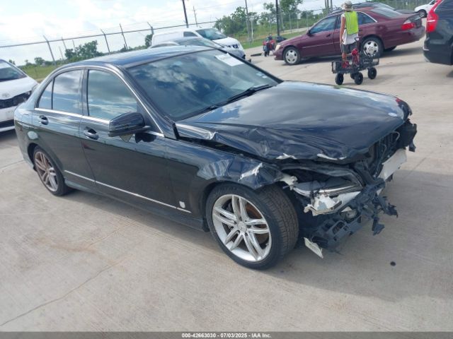 2013 MERCEDES-BENZ C 300 WDDGF8AB0DR296995 Photo 0