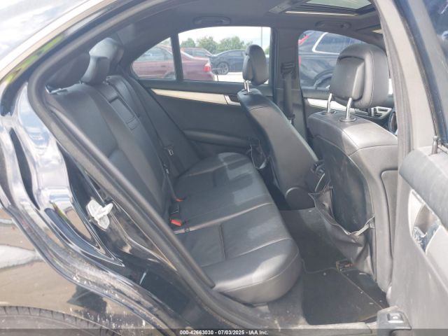 2013 MERCEDES-BENZ C 300 WDDGF8AB0DR296995 Photo 7