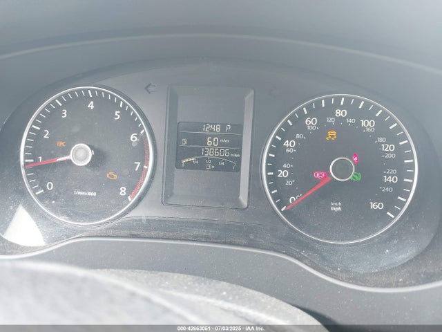 3VWD17AJ0EM402858 Volkswagen 2014