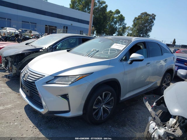 2T2ZZMCA7HC038072 Lexus 2017