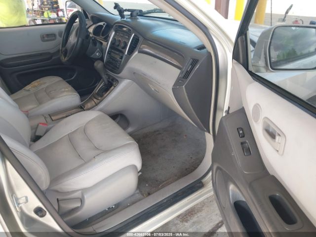 2002 TOYOTA HIGHLANDER JTEGF21A420050382 Photo 4