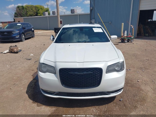2C3CCABT6FH808105 Chrysler 300
