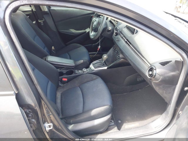 3MYDLBZV0GY119400 Scion p5v