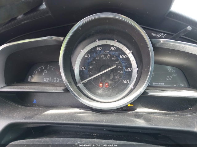 3MYDLBZV0GY119400 Scion p5v