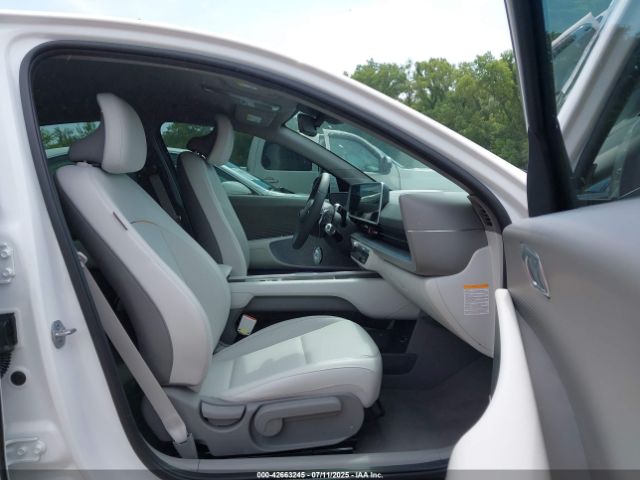 2025 HYUNDAI IONIQ 6 KMHM34AA0SA095756 Photo 4