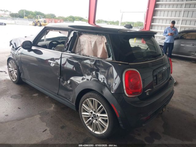 2017 MINI HARDTOP WMWXP7C34H2A46293 Photo 2