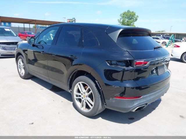2020 PORSCHE CAYENNE WP1AA2AY1LDA09125 Photo 2