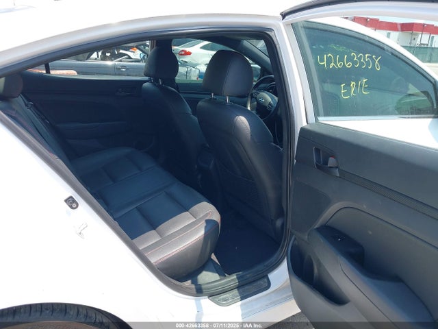KMHD04LBXJU528222 Hyundai g 1.6 dohc t-gdi