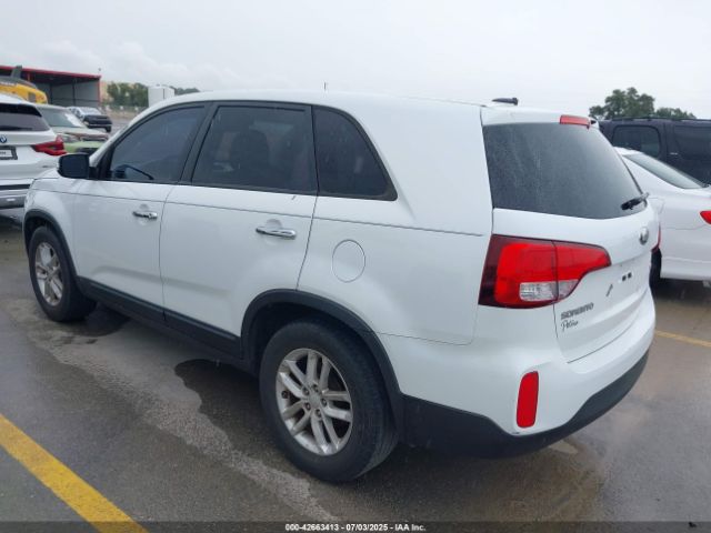 2014 KIA SORENTO 5XYKT3A6XEG428583 Photo 2