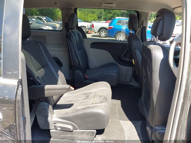 Chrysler 2016 2016 2C4RC1BG3GR290975 Image 8