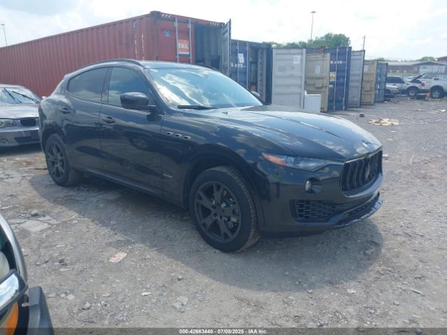 2018 MASERATI LEVANTE ZN661XUS7JX303585