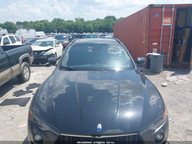 2018 MASERATI LEVANTE ZN661XUS7JX303585 Photo 5