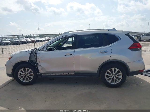 Nissan 2017 2017 JN8AT2MT6HW402260 Image 15