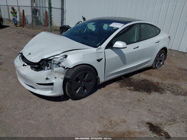 2022 TESLA MODEL 3 5YJ3E1EB7NF183453 Photo 1