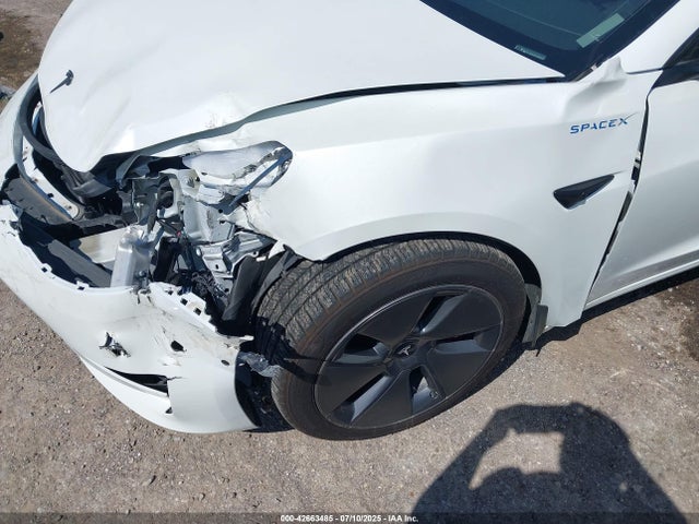 2022 TESLA MODEL 3 5YJ3E1EB7NF183453 Photo 5