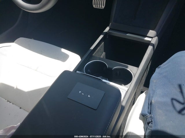 2024 TESLA MODEL 3 5YJ3E1ET3RF768626 Photo 10