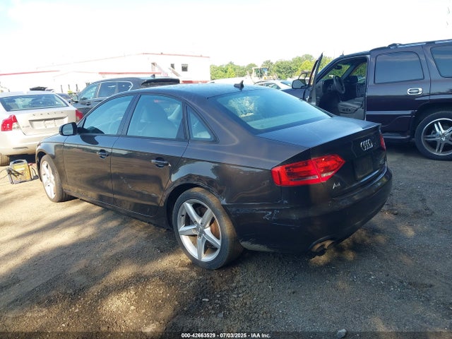 2011 AUDI A4 WAUBFAFL7BN005312 Photo 2