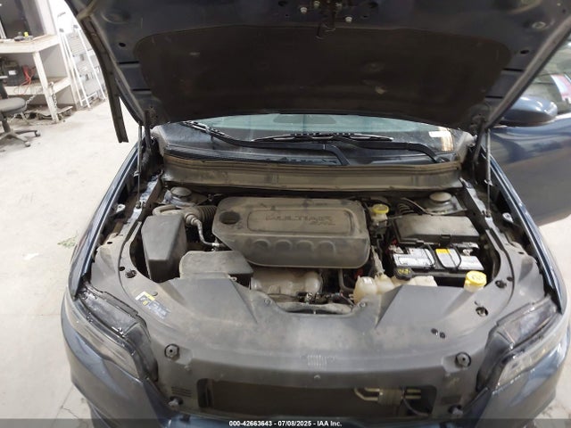 1C4PJMLB3KD368555 Jeep Cherokee