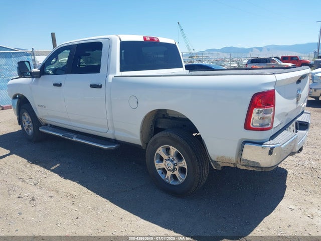 3C6UR5DJXRG275902 RAM 2500