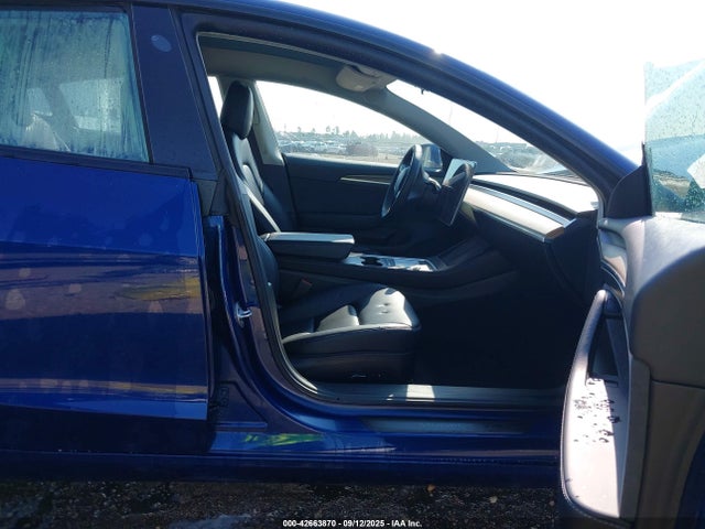 2021 TESLA MODEL 3 5YJ3E1EA1MF096332 Photo 4