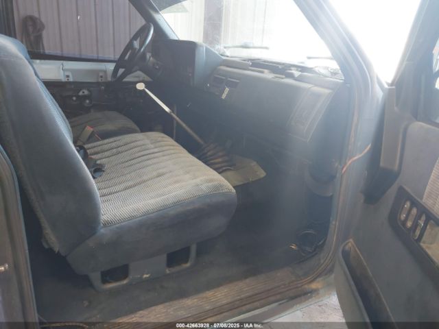 1993 GMC SIERRA 2GTEK19K4P1502258 Photo 4