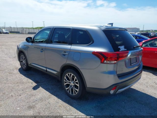2017 MITSUBISHI OUTLANDER JA4AZ2A32HZ028186 Photo 2