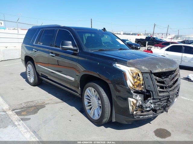 2016 CADILLAC ESCALADE 1GYS3DKJ1GR115994 Photo 0