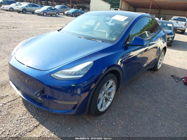 5YJYGDEE5LF046424 Tesla Model Y