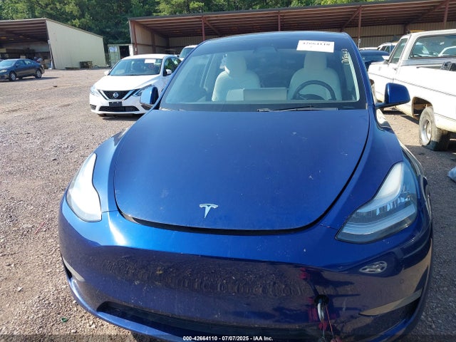 5YJYGDEE5LF046424 Tesla Model Y
