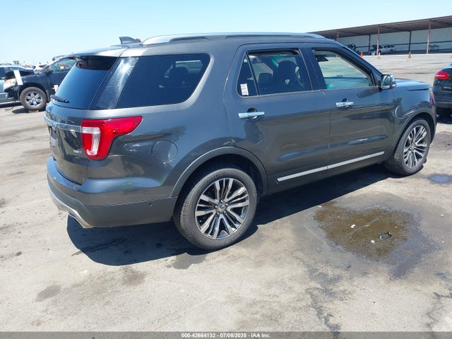 Ford 2016 2016 1FM5K8HT1GGC87889 Image 4