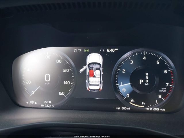 2022 VOLVO XC40 YV4162UM7N2642168 Photo 6