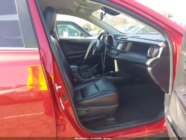2017 TOYOTA RAV4 JTMZFREV7HJ101962 Photo 4