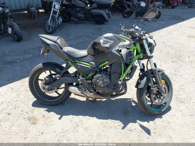 ML5EREL11NDA49962 Kawasaki Z650