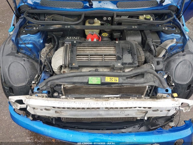 2006 MINI COOPER S WMWRE33596TN25810 Photo 9