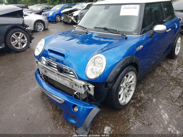 2006 MINI COOPER S WMWRE33596TN25810 Photo 5