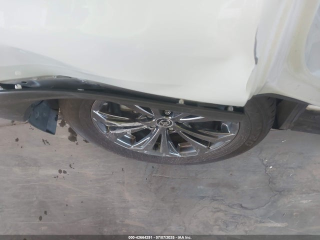 JTMB6RFV6RJ054697 Toyota a25a-fxs